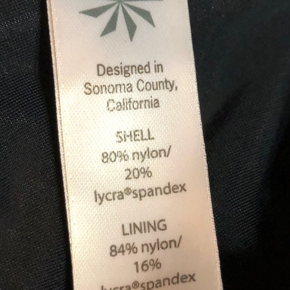 Athleta Black Twister Tankini Swim Top Sz. 34 B/C - Picture 5 of 5